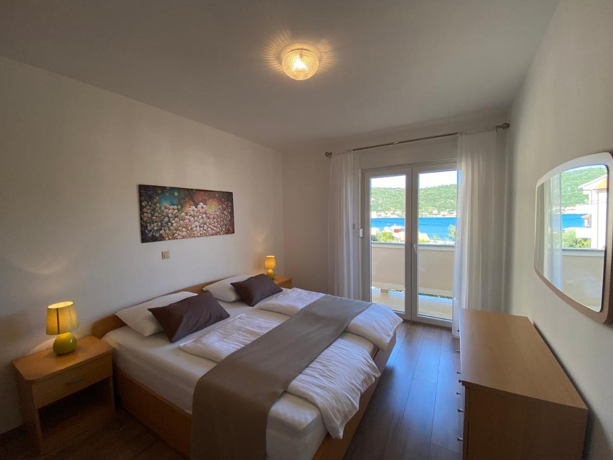 Apartments Poljak Supetarska Draga Exterior photo